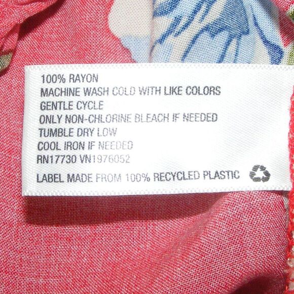 XHILARATION Romper, M, Spag Straps, Faux Wrap, Red Floral, Pockets - Picture 10 of 10
